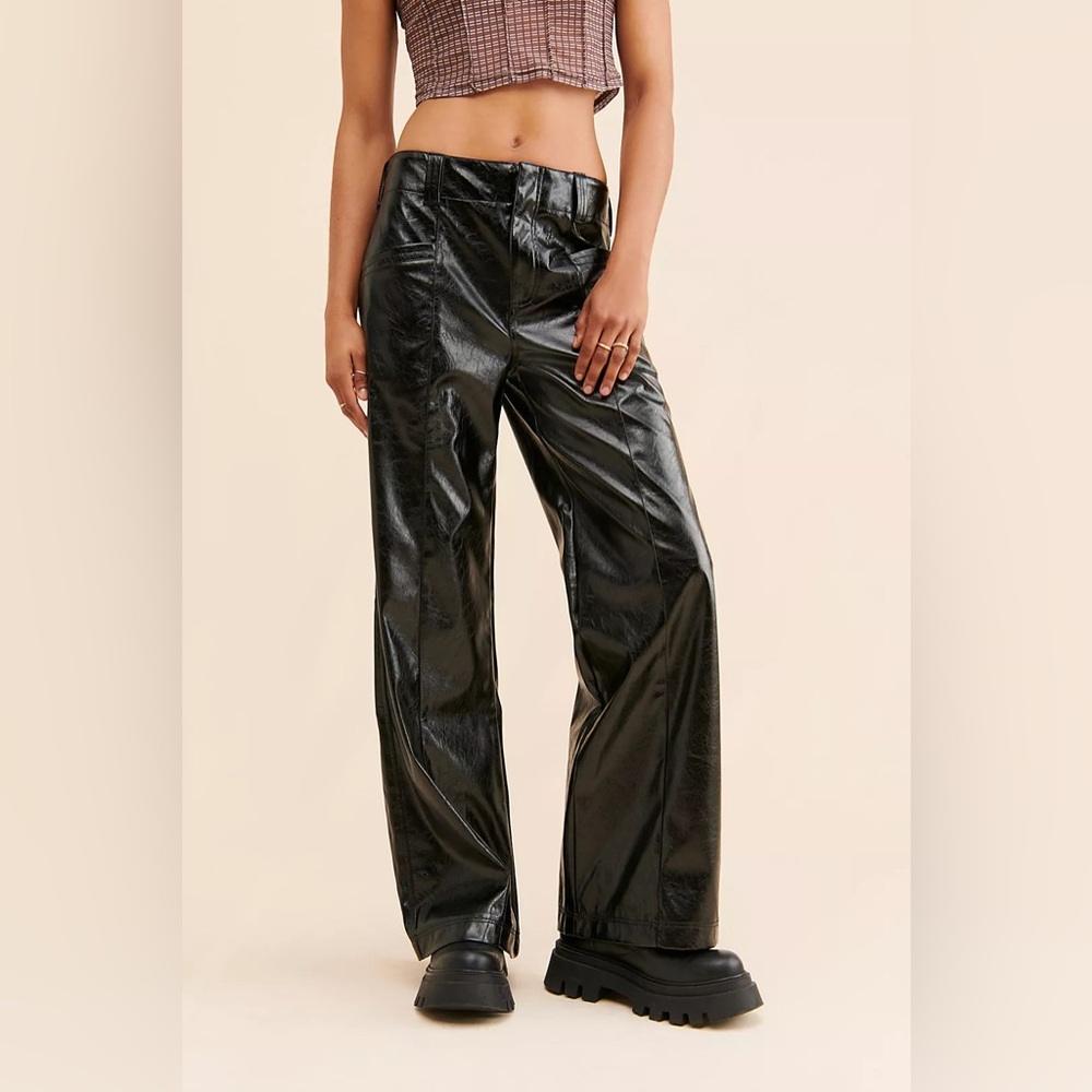 Free People Star-Crossed Lovers Vegan Leather Pants size 0 NWT - Picture 1 of 7